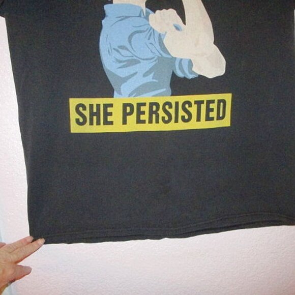 Vtg Rosie The Riveter T-Shirt Size XL She Persisted WW2 Fruit Of The Loom 90s - Picture 5 of 11